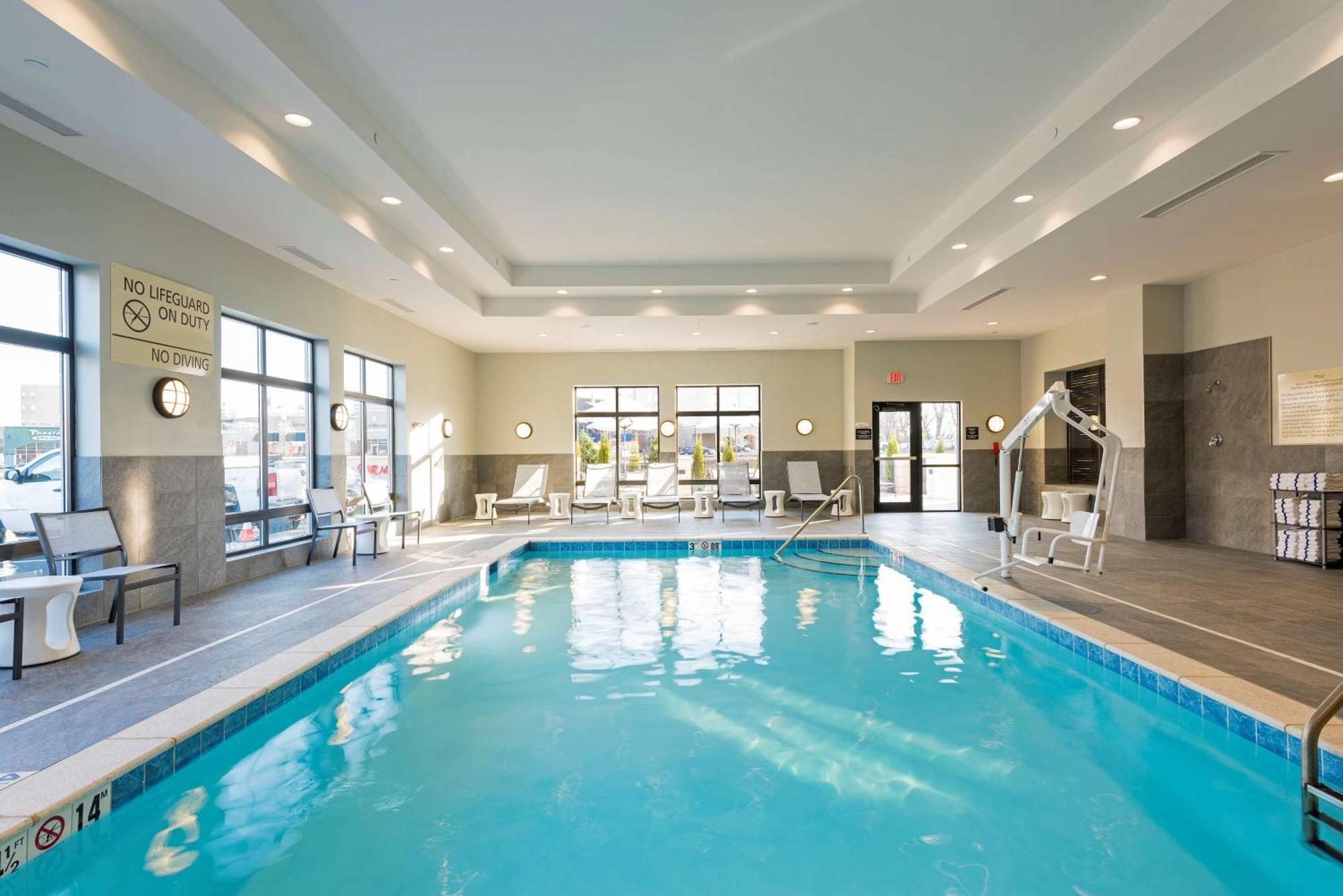 Hampton Inn & Suites West Lafayette, In Экстерьер фото