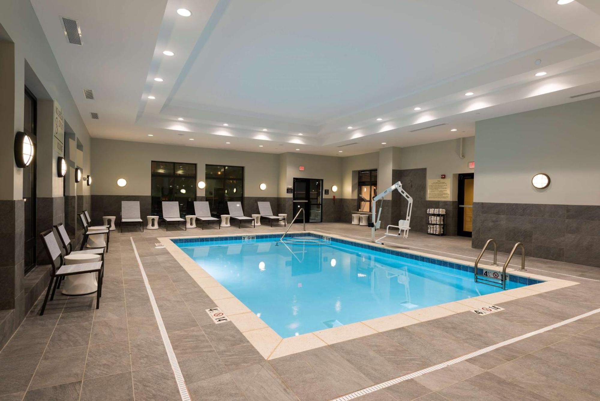 Hampton Inn & Suites West Lafayette, In Экстерьер фото